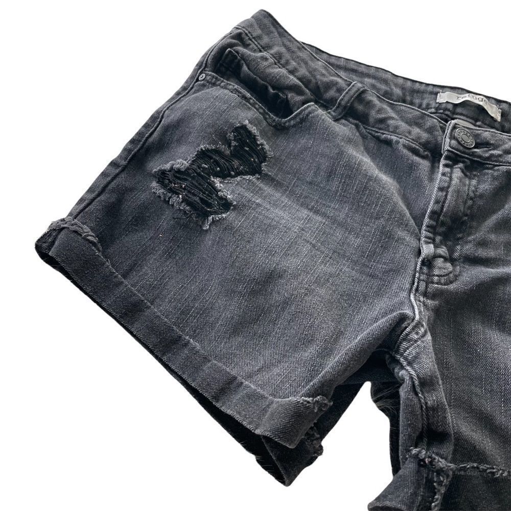 Refuge Distressed Black Wash Denim Jean Cut Off Shorts Sz 10 - Picture 3 of 6